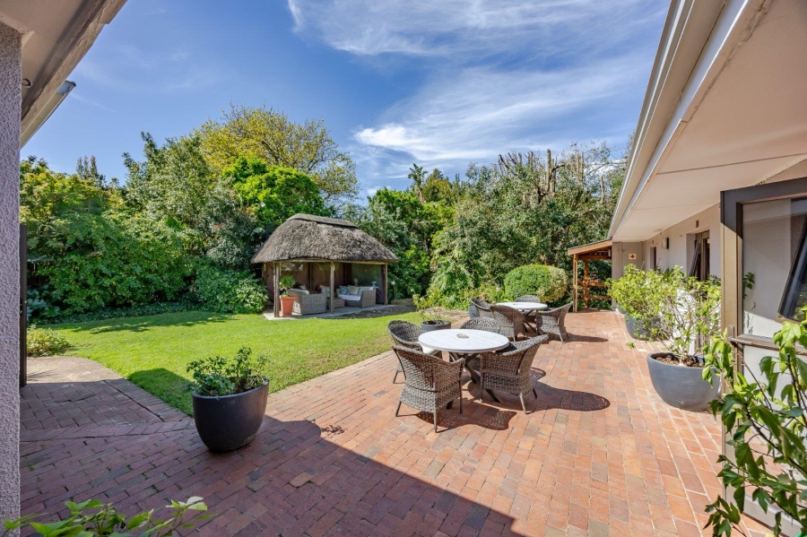 9 Bedroom Property for Sale in Durbanville Western Cape